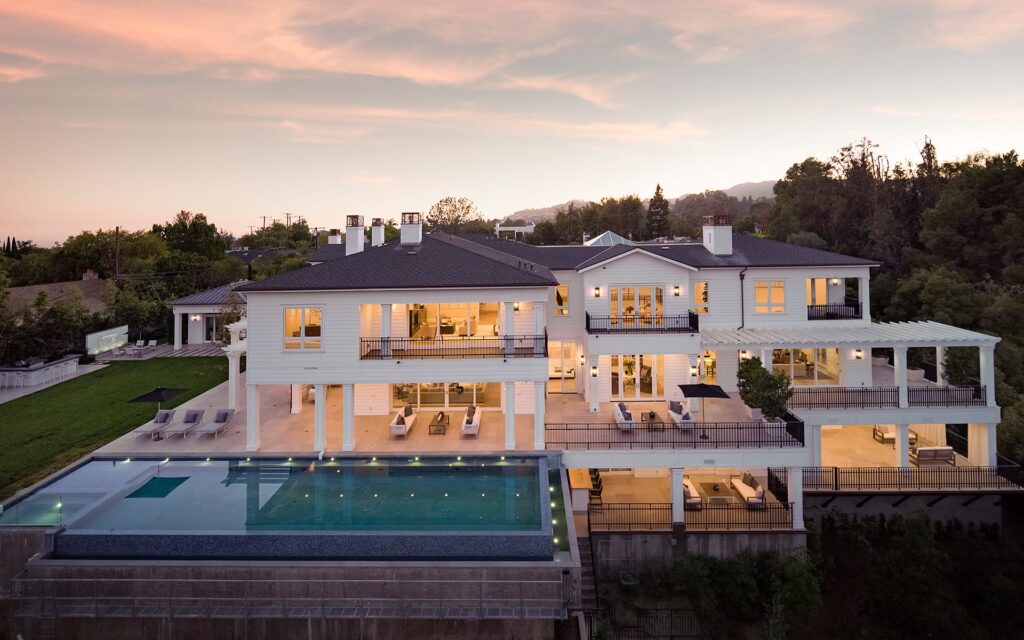 Luxury Homes | The Renaissance Painter